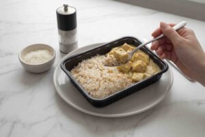 Pollo a la mostaza con arroz árabe