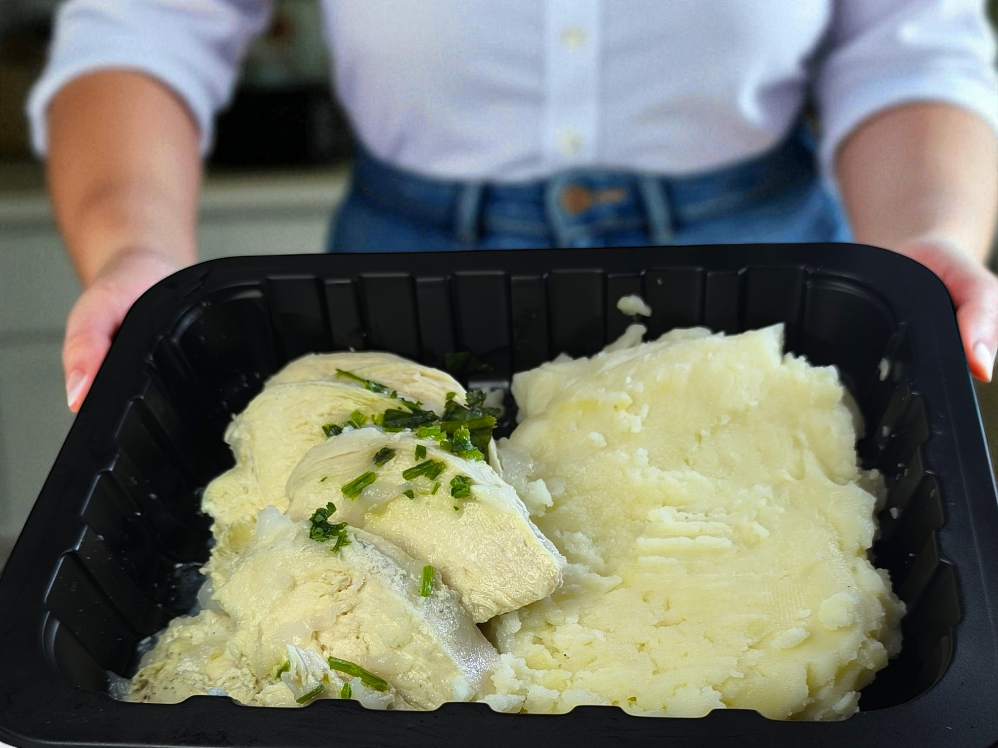 Pechuga de Pollo Asada con Puré de Papas